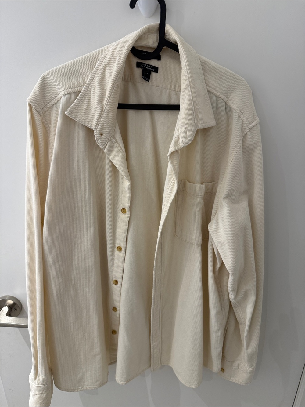 RW and Co Men's Cream Button-Up Large